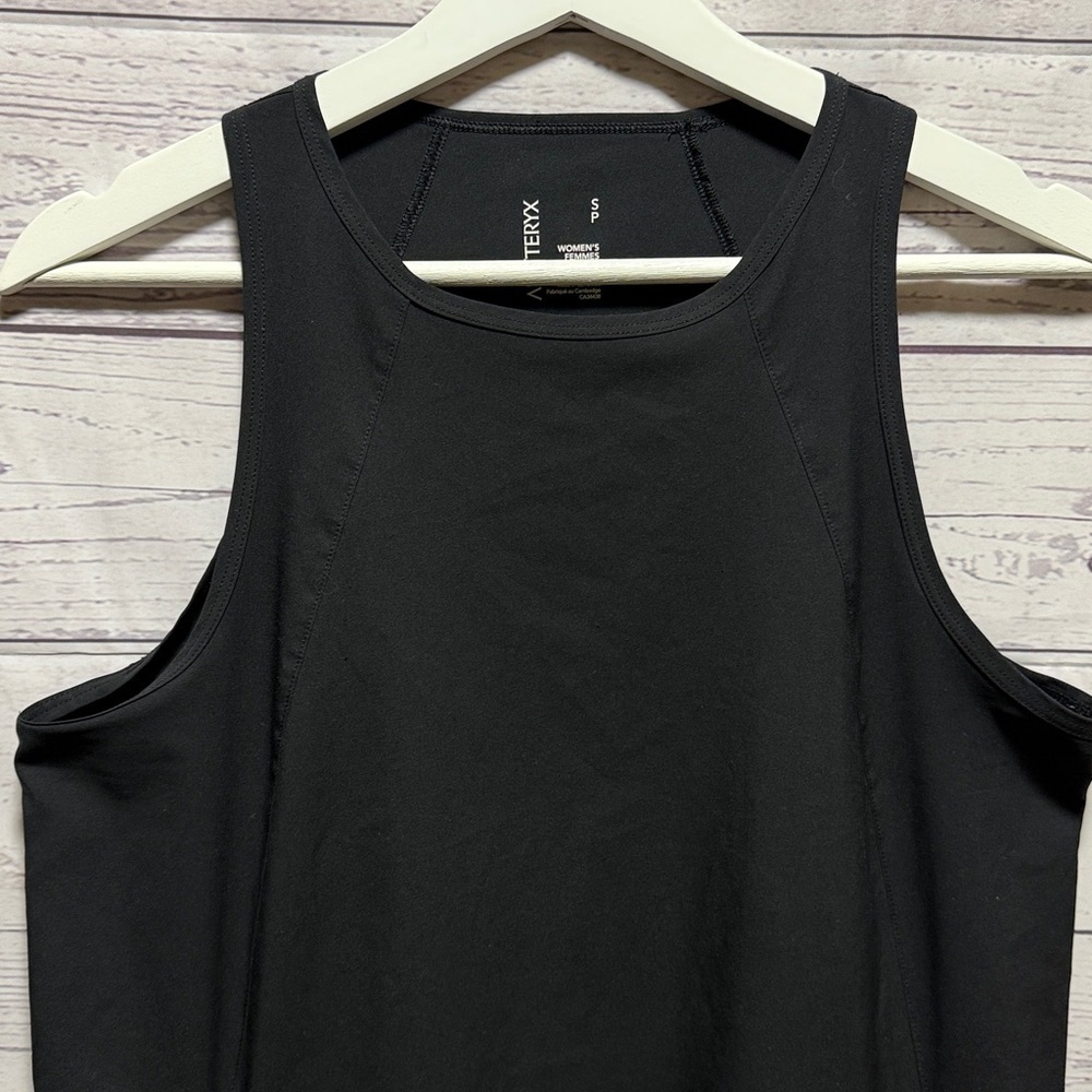 Arc’teryx Contenta shift Dress - Picture 2 of 7